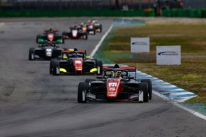 Yeh (Motopark) ready to defend his lead in the ‘Temple of Speed’, debut for Maccagnani (BVM) and Koolen (Motopark)